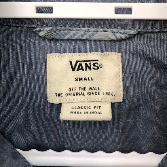 EUC Vans grey/blue plaid button shirt s/s - Picture 7 of 8